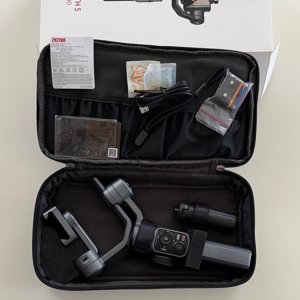 Zhiyun Smooth 5 Combo Gimbal with Case